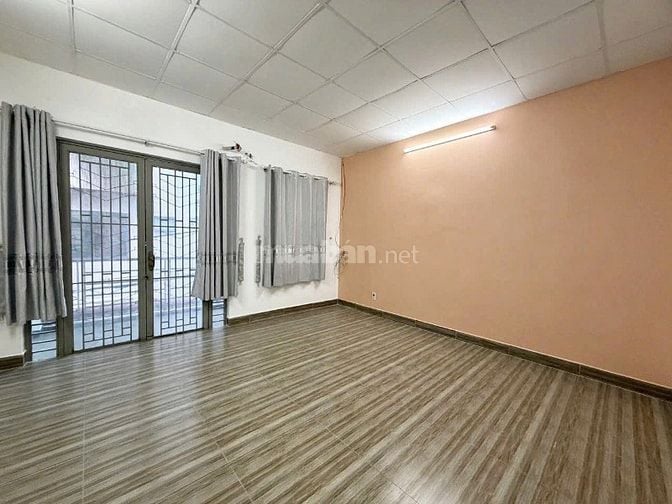 90m2! Ngay ngã tư Phú Nhuận! Bán nhà 2 tầng Nguyễn Kiệm, P9. Sân bay.