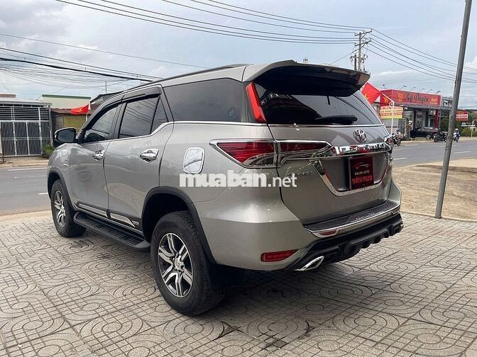 Toyota Fortuner 2017 số sàn máy dầu, chất xe cọp
