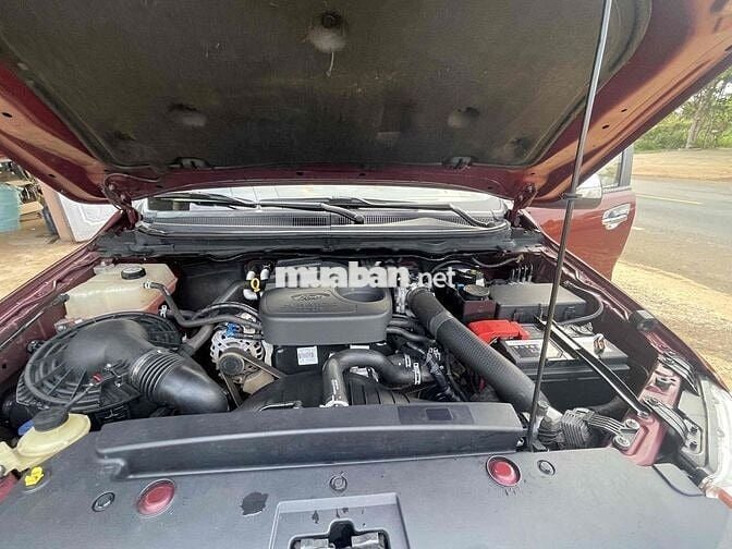 Ford Ranger XLT 2013 Đỏ Số sàn