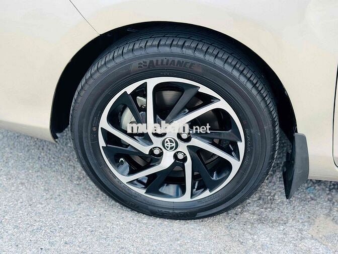 Toyota Vios 2022 1.5G AT Vàng cát
