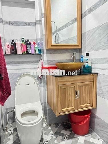 BÁN NHÀ SÁT MẶT TIỀN 5 TÀNG 5PN 4WC NHÀ MỚI NGAY TT Q-10