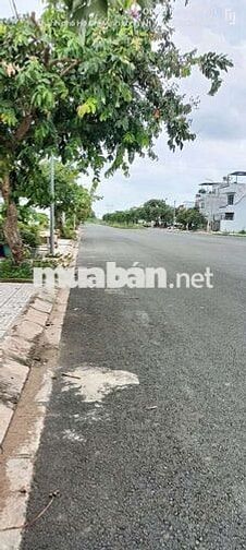 đất nền bình chánh sổ hồng riêng chính chủ giá rẻ.