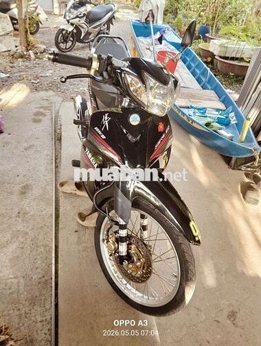 Yamaha Sirius màu Đen