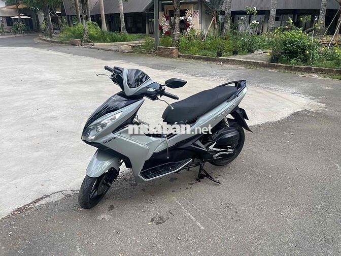 Honda Air Blade 125i Xám Máy zin