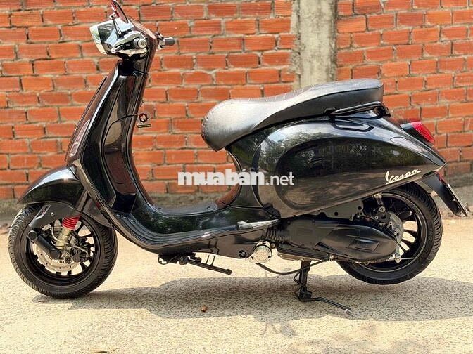 Piaggio Vespa Sprint Đen