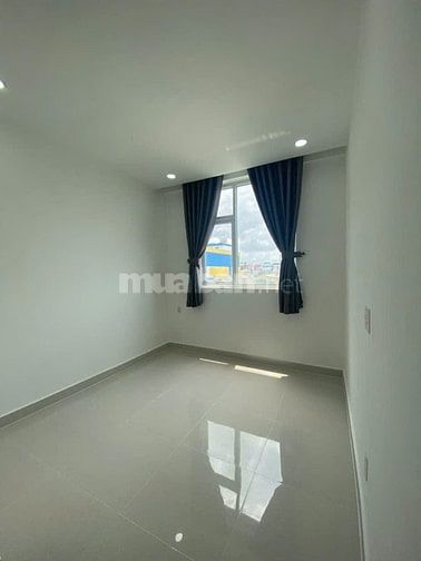 Chính chủ bán căn hộ 8X Rainbow 119 Bình Long, 64m2 2 phòng, 2WC