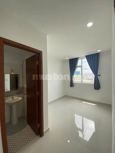 Chính chủ bán căn hộ 8X Rainbow 119 Bình Long, 64m2 2 phòng, 2WC