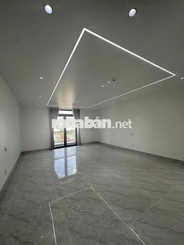NHÀ CHO THUÊ MẶT TIỀN ĐƯỜNG QUANG TRUNG 6X30M 6L THANG MÁY VÀ PCCC