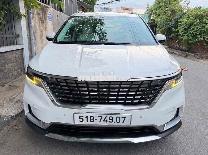 Kia Carnival 2023 Premium ghế thương gia