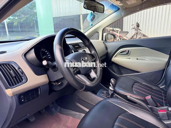 Kia Rio 2015 Trắng Số sàn