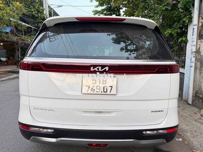 Kia Carnival 2023 Premium ghế thương gia