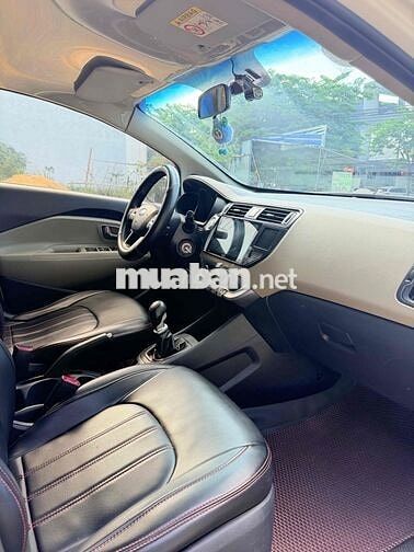 Kia Rio 2015 Trắng Số sàn