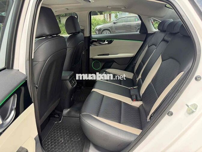Kia K3 Luxury 2023 1.6 AT 26000 km