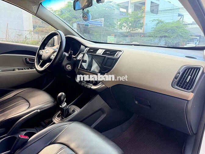 Kia Rio 2015 Trắng Số sàn
