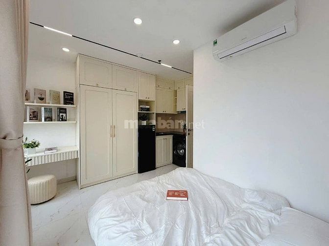 Bán Nhà Dòng Tiền Hoàng Văn Thái, 98m, 8 tầng, mt 8.4m, giá 33.9 tỷ