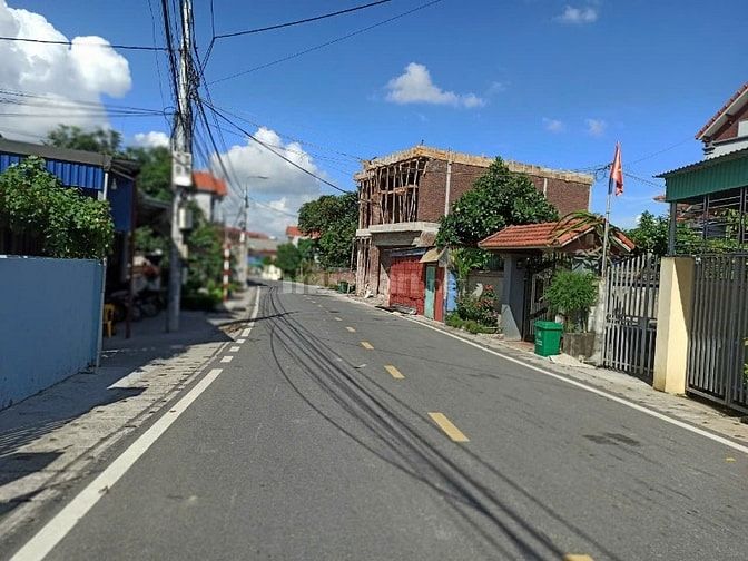 Mặt đường thôn Hầu Lâm Động Thủy Nguyên Hải Phòng 