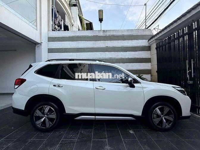 Subaru Forester 2.0 EyeSight 2019 56000km Trắng