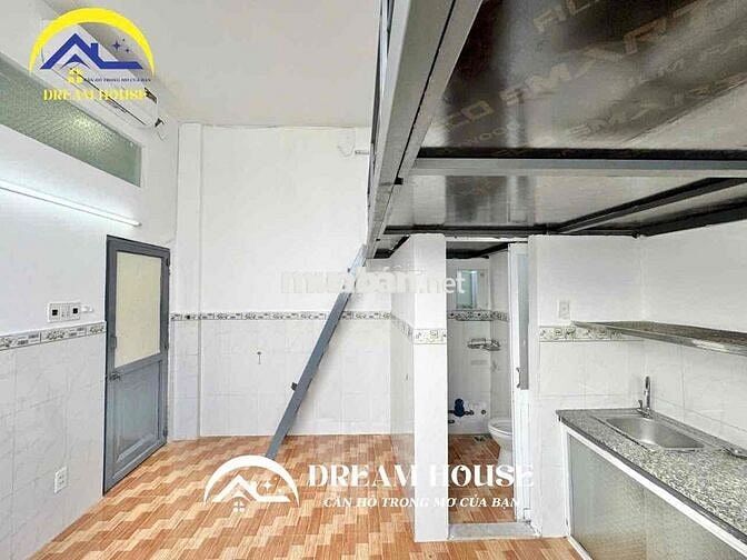 PHÒNG TRỌ CÓ GÂC CỬA SỔ THOÁNG MÁT GÁC CAO ĐỨNG ĐƯỢC NGAY NGÃ TƯ 4 XÃ