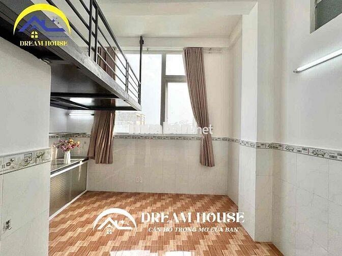 PHÒNG TRỌ CÓ GÂC CỬA SỔ THOÁNG MÁT GÁC CAO ĐỨNG ĐƯỢC NGAY NGÃ TƯ 4 XÃ