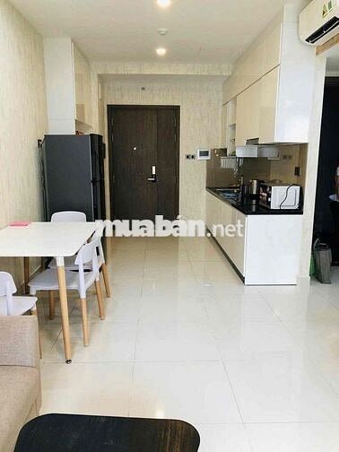 Cho thuê Saigon Royal 2pn chỉ 18tr/tháng