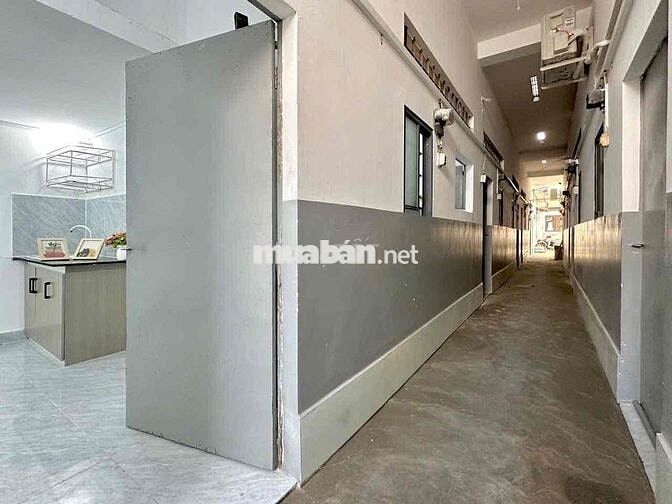 PHÒNG GÁC MÁY LẠNH TỦ ĐỒ GẦN ĐH VĂN HIẾN