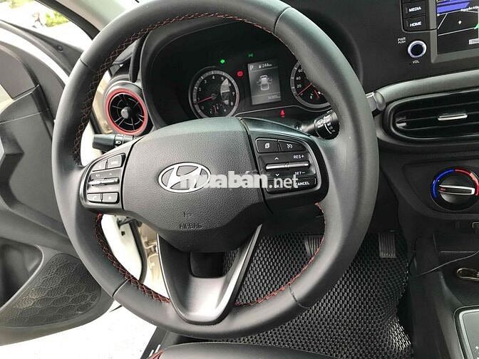 Hyundai i10 2024 Bản đủ Trắng