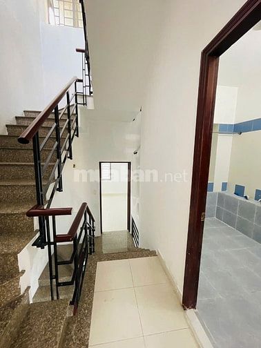 BÁN NHÀ CHÍNH CHỦ, P THẠNH LỘC, Q12, RẺ, ĐẸP, TIỆN NGHI, HẺM XE HƠI