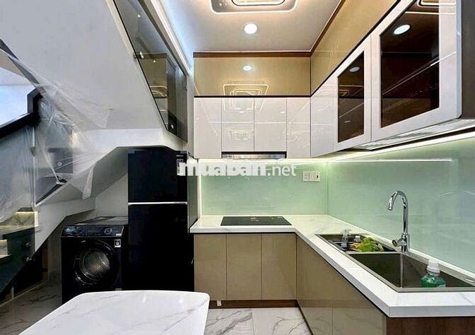 Cho Thuê Nhà Full Nội Thất 2PN 2WC Hẻm 167 Huỳnh Tấn Phát Quận 7
