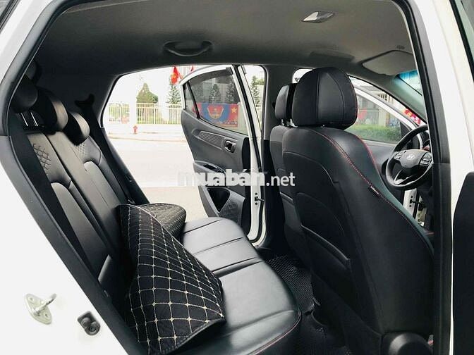Hyundai i10 2024 Bản đủ Trắng