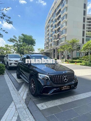 Mercedes-Benz GLC250 4Matic 2017 Đen Nâu
