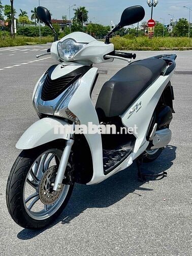Honda SH 125cc 2015 Trắng 18000 km