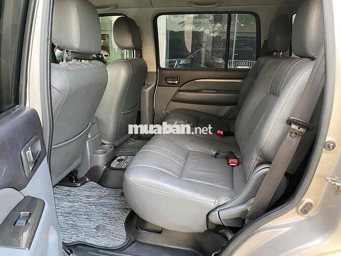 Ford Everest SX 2015 Vàng cát