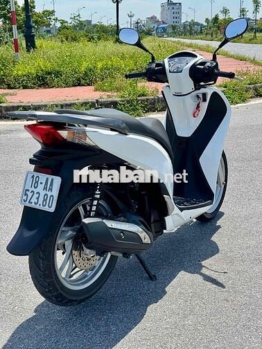 Honda SH 125cc 2015 Trắng 18000 km
