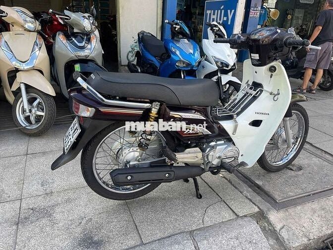 Honda Dream 2016 Nâu trắng