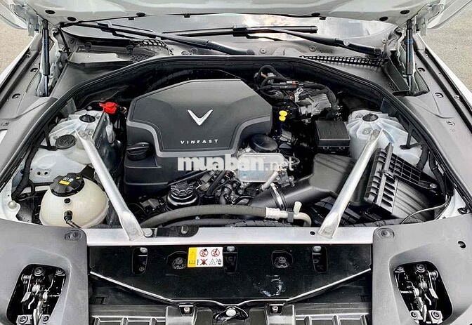VinFast Lux A2.0 Plus Trắng 38.000 Km