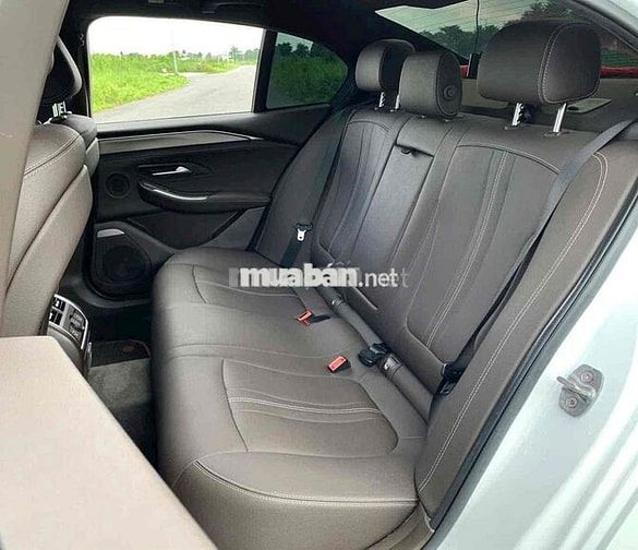 VinFast Lux A2.0 Plus Trắng 38.000 Km