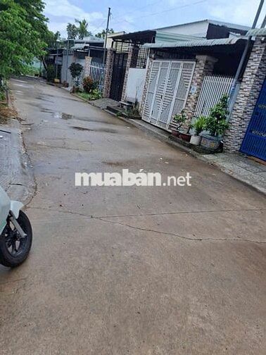 nhà đẹp lô gốc tại tân định bến cát Bình Dương