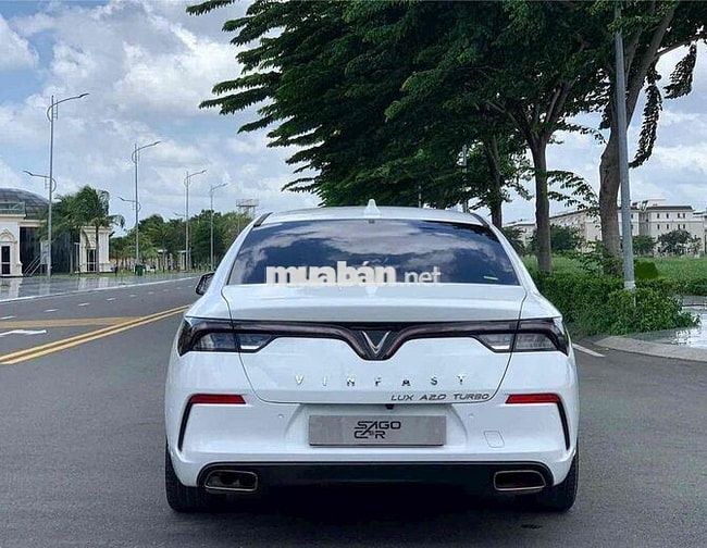 VinFast Lux A2.0 Plus Trắng 38.000 Km