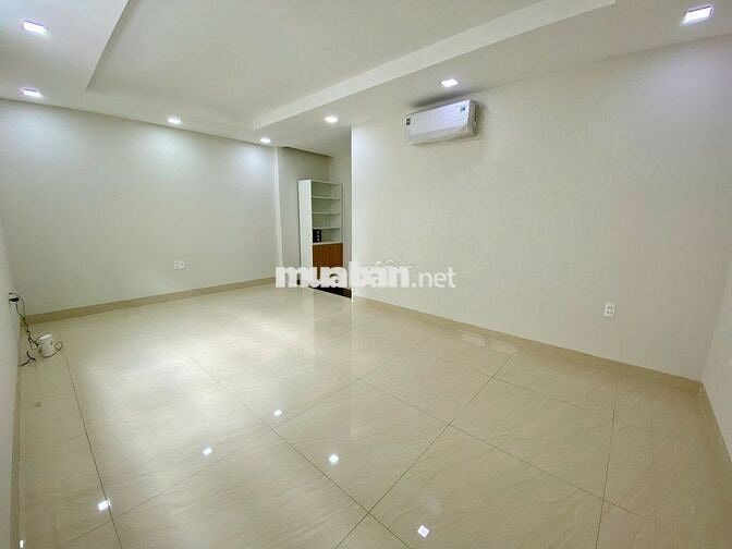Văn phòng riêng Quận 7 – sẵn sàng vào làm việc ngay