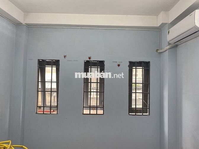 Phòng mới, đẹp như hình ngay chợ Bà Chiểu có máy lạnh, máy nước nóng 