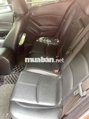 Mazda 3 Sport màu Đỏ
