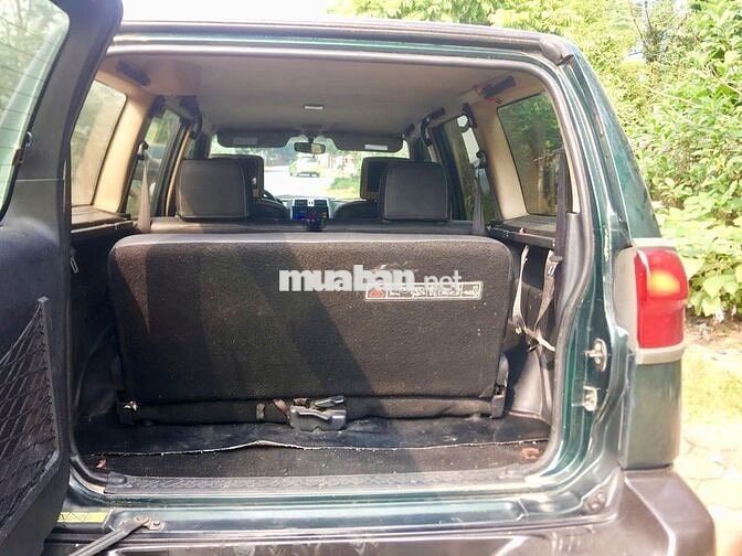 Nissan Terrano Xanh