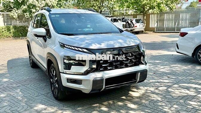Mitsubishi Xpander Cross - Siêu lướt