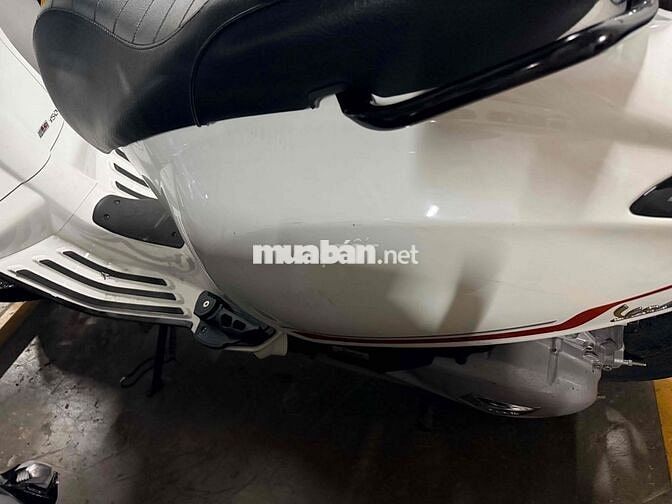 Piaggio Vespa Sprint 2023 150cc Trắng