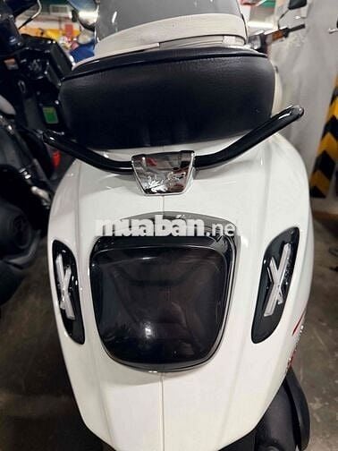Piaggio Vespa Sprint 2023 150cc Trắng