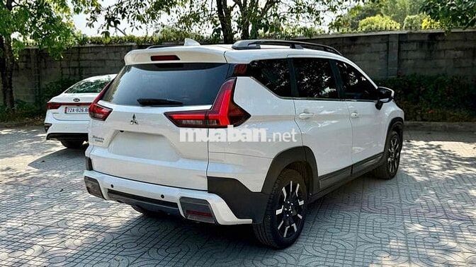 Mitsubishi Xpander Cross - Siêu lướt