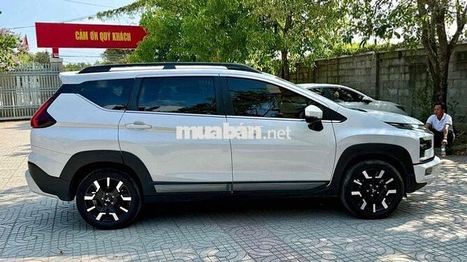 Mitsubishi Xpander Cross - Siêu lướt