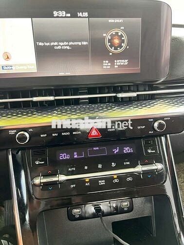 Kia Carnival 2022 Signature Xanh 50000 km