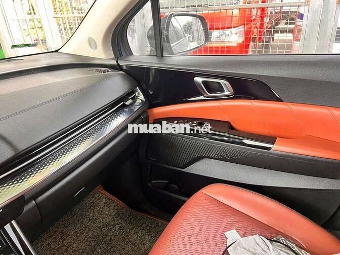 Kia Carnival 2022 Signature Xanh 50000 km