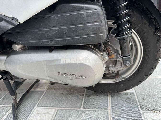 Honda SCR 110 Trắng